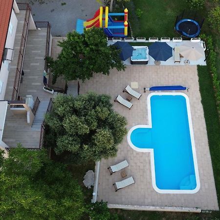 Villa Casa Di Oliva-House With Heated Pool & Jacuzzi In Trilj, Croatia Exterior foto